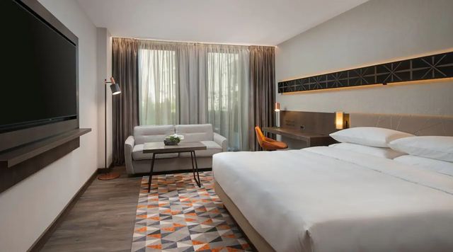 Hyatt Regency Sofia Hotel - single room luxury